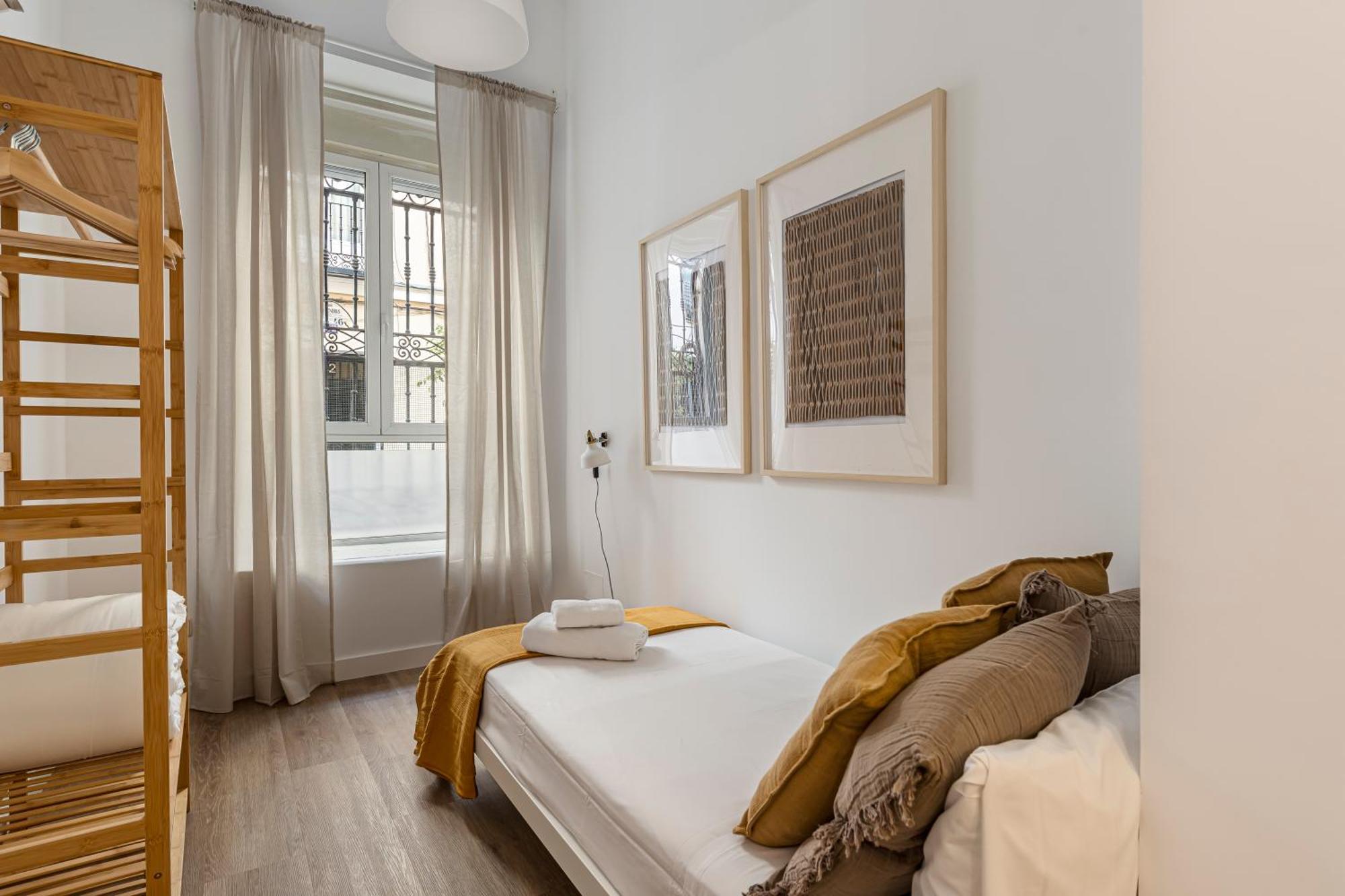 Hogar Malasana Apartament *